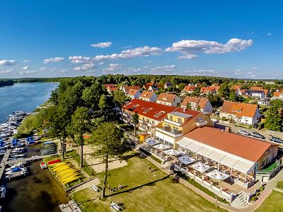 Strandhotel & Restaurant Mirow